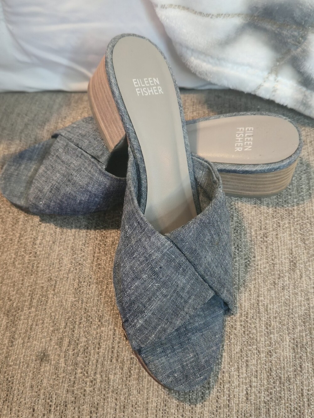 Eileen Fisher Denim Criss Cross Wedge Sandals Sz 7